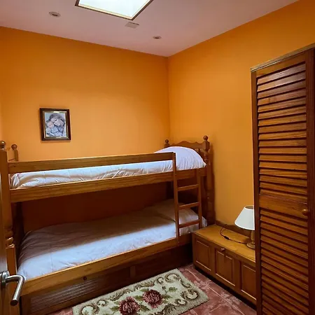 Semesterbostad Casa Dos Caseiros Fuer 4 Personen Brion